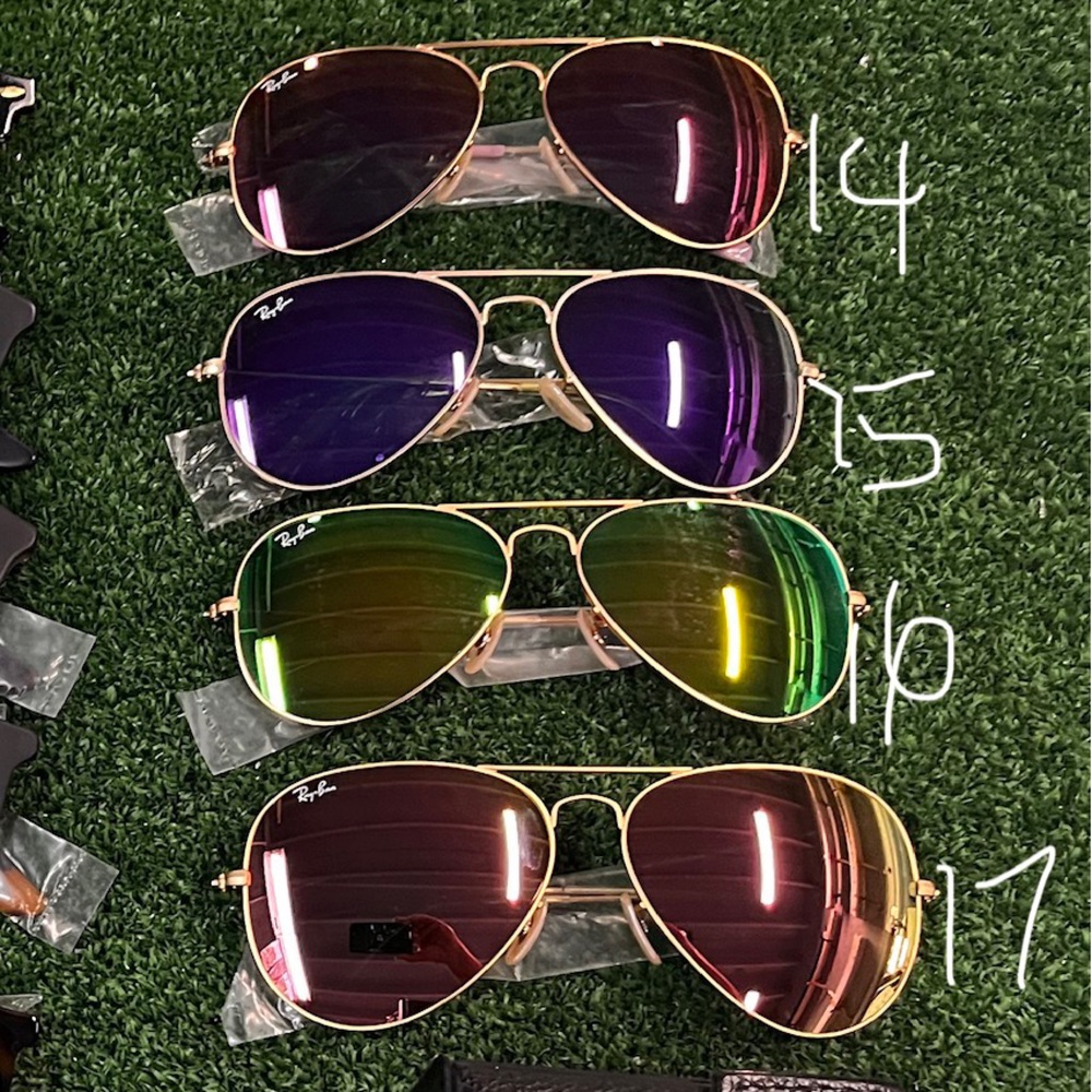 Ray-Ban sunglasses πΆοΈ - Picture 5 of 5